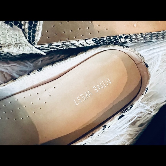 Nine West snakeskin mule / loafer size 9.5 M - Picture 2 of 10